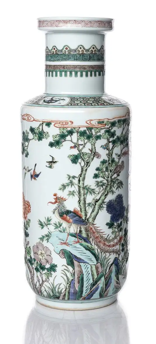 Vase rouleau en porcelaine - CHINE - XXe siècle