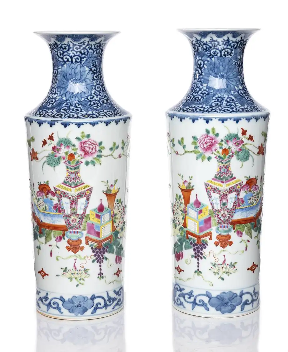 Paire de vases rouleaux en porcelaine - CHINE - XIXe siècle