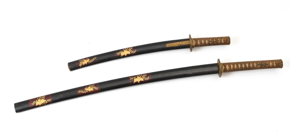 Ensemble comprenant un katana et un wakizashi  - JAPON - XVI-XIXe siècle