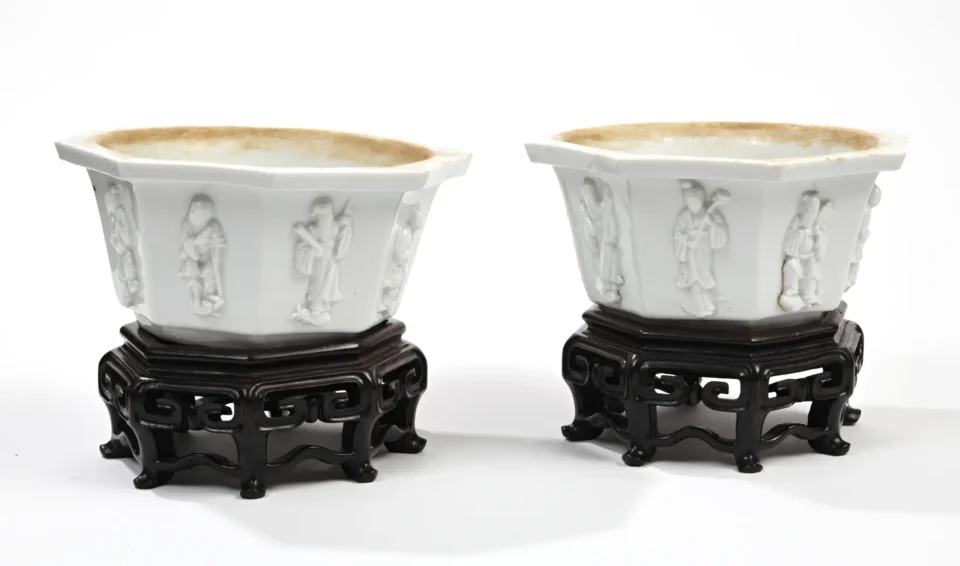 Pair of ‘Blanc de Chine’ porcelain bowls - CHINA - 19th century