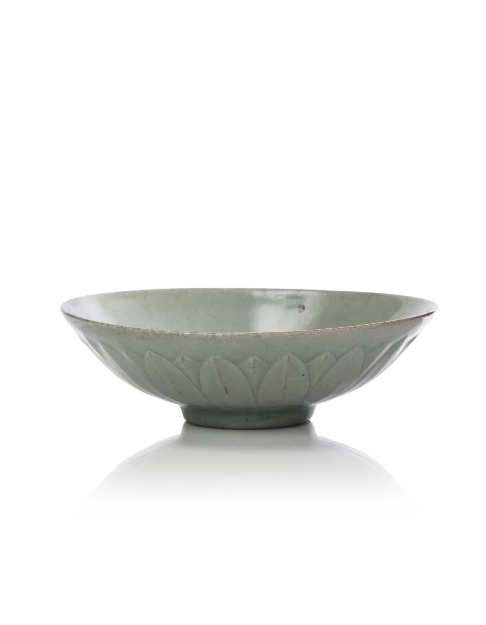 Coupe en porcelaine à glaçure céladon - CHINE - Dynastie Yuan (XIVe siècle)