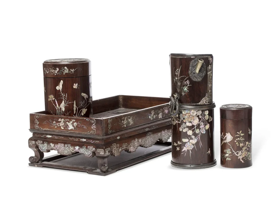 Inlaid wood and mother-of-pearl set including : - VIETNAM - 19th century