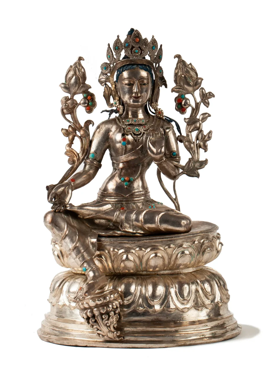 Figure de guanyin en cuivre argenté repoussé - MONGOLIE - XIXe siècle