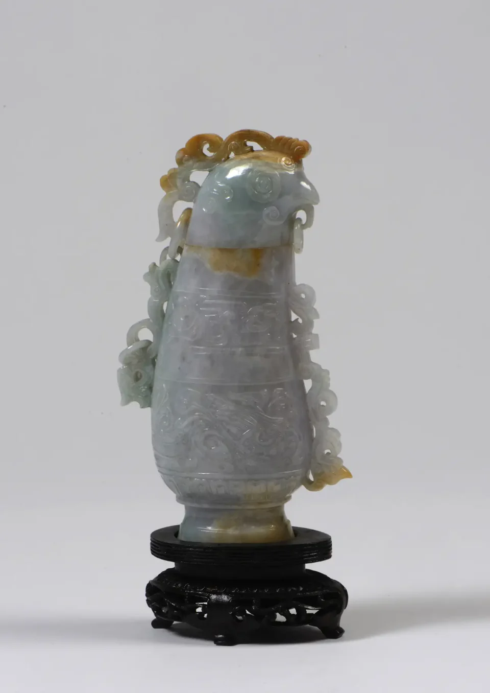 Phoenix-shaped jadeite vase in imitation of archaic jadeite bronzes - CHINA - 20th century