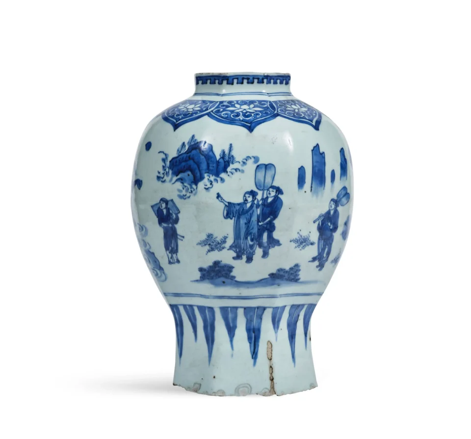 Élégant vase octogonal en porcelaine - CHINE - Époque Transition (XVIIe siècle)