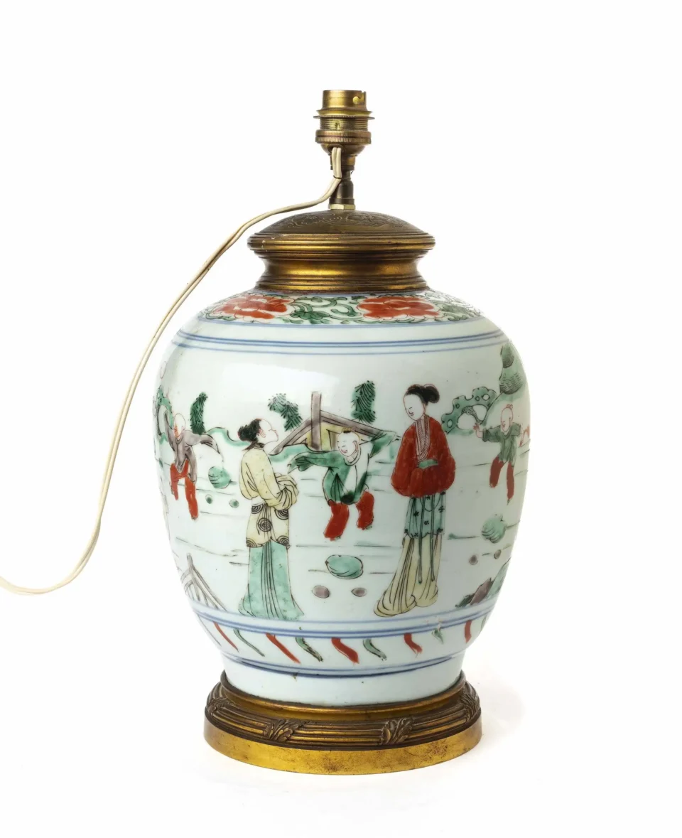 Vase globulaire en porcelaine monté en lampe - CHINE - XVIIIe siècle