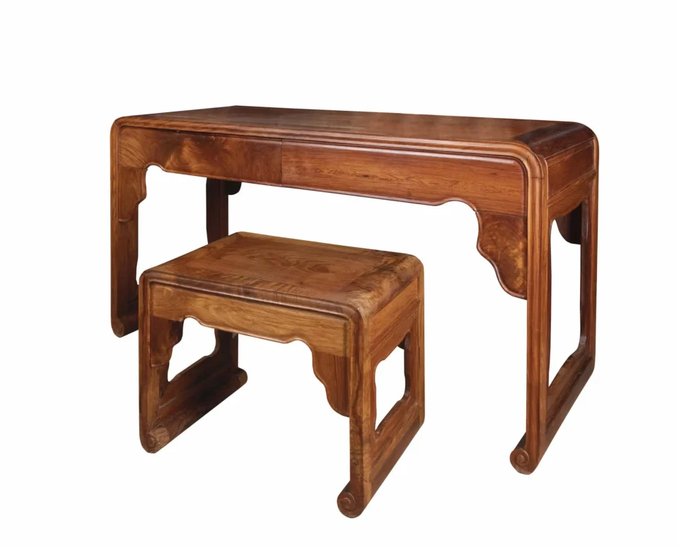 Table et tabouret en bois de Huanghuali - CHINE - XXe siècle