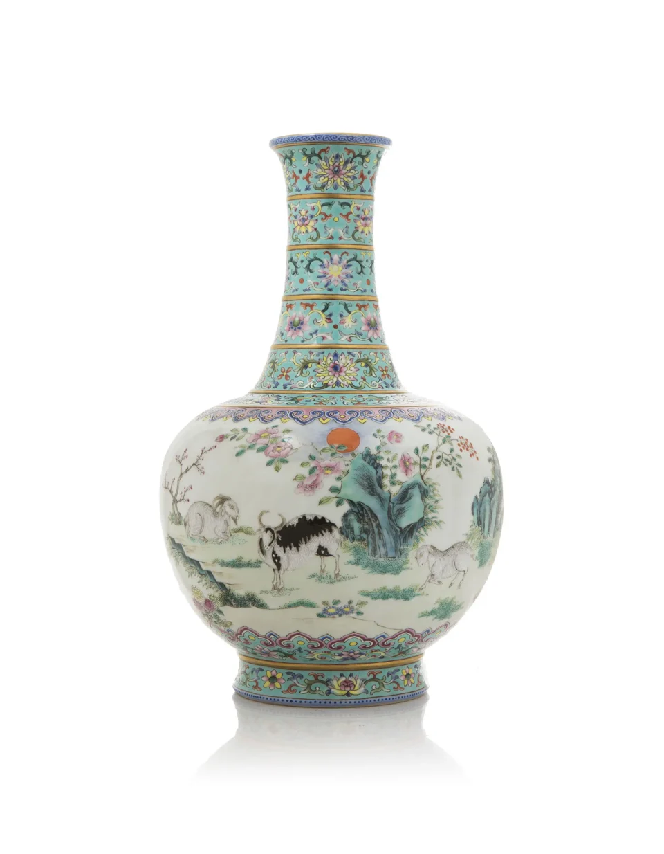 Vase balustre en porcelaine - CHINE - XXe siècle