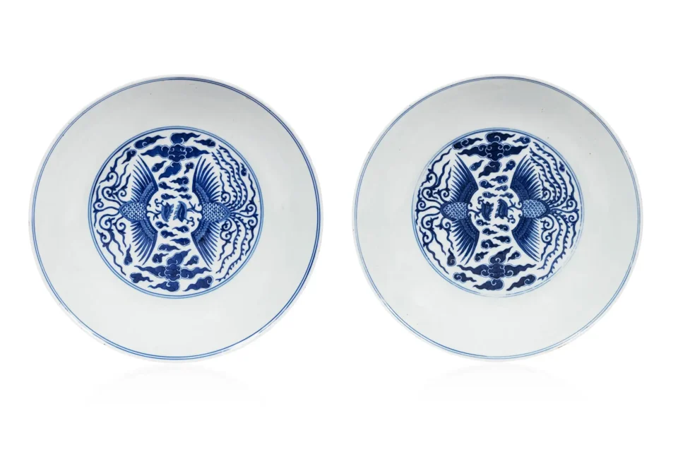 Paire de plats dits « au double phénix » en porcelaine - CHINE - XIXe siècle