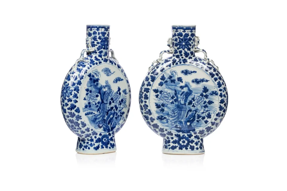 Pair of blue-white porcelain vases - CHINA - 19th century