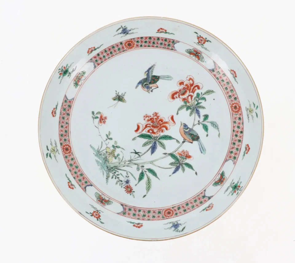 Plat en porcelaine - CHINE - XVIIIe siècle