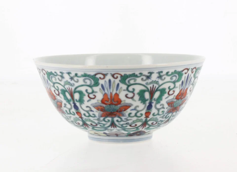 Important bol en porcelaine - CHINE - XIXe siècle