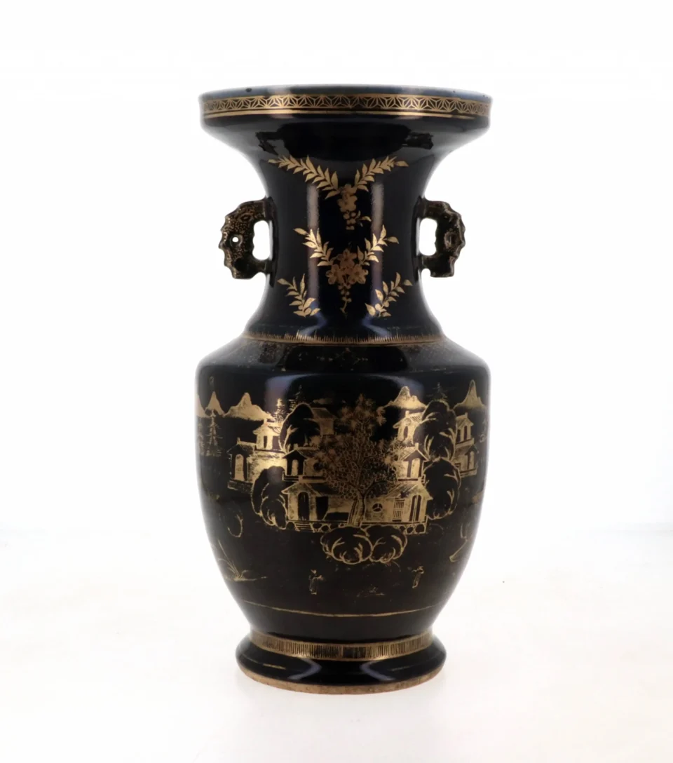 Dark blue porcelain vase with gold decoration - CHINA - 19th century