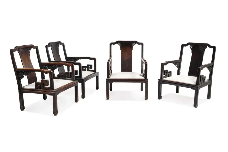 Ensemble de quatre fauteuils - CHINE - XXe siècle